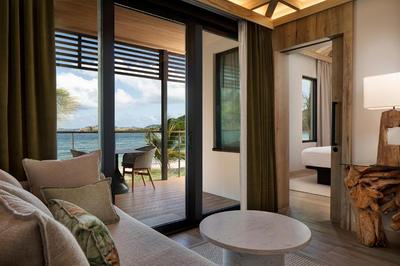 Beachfront Two Bedroom Villa with Outdoor Hot Tub