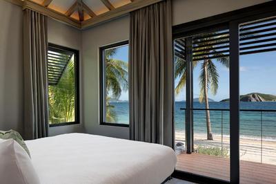 Beachfront Two Bedroom Villa with Outdoor Hot Tub