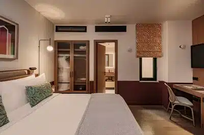 Classic Superior Room - Courtyard View