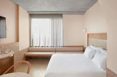 Essential Room King