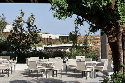 Apollo Pool Bar & Restaurant
