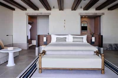 Signature Suite with Private Pool