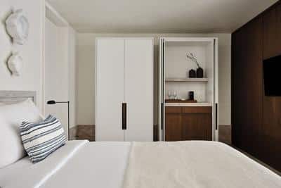 Premium Room Chill Out Pool
