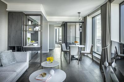 Club Executive Suite - Pinnacle Tower