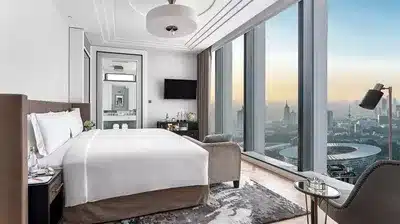 Club Executive Cityscape Room