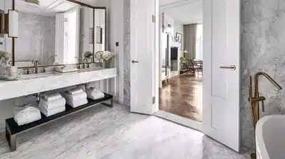 Deluxe Cityscape Room
