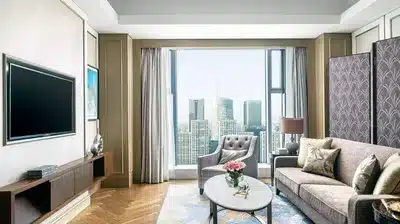 Club One-Bedroom Skyline View Suite
