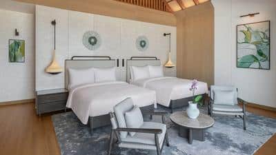 2 Bedroom Overwater Pool