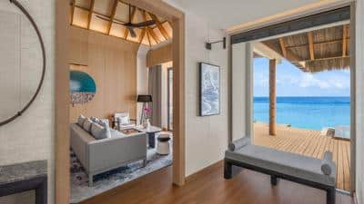 1 Bedroom Overwater Pool