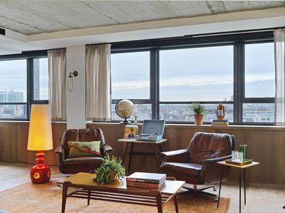 Clubhouse Suite