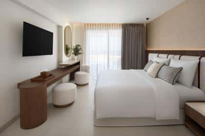 Junior Suite With Private Plunge Pool & Panoramic Sea View