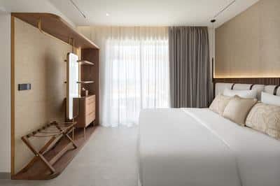 Two Bedroom Suite With Private Pool & Sea View