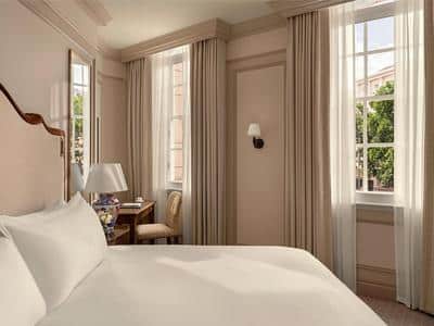 King Superior Room