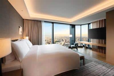 King Premium Corner Suite