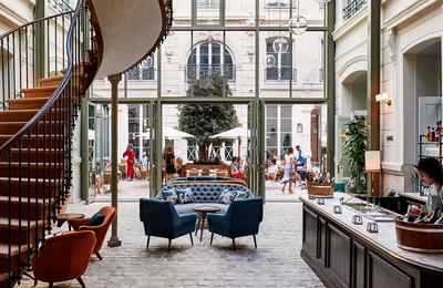Lobby Bar