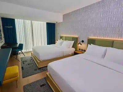 2 Queen Beds Standard