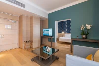 Seafront Riviera Suite