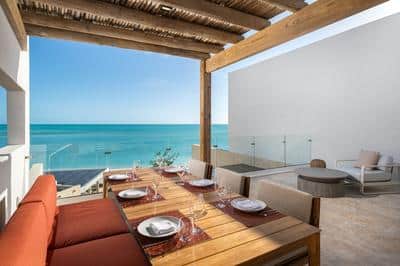Second Floor Suite - Rooftop Terrace