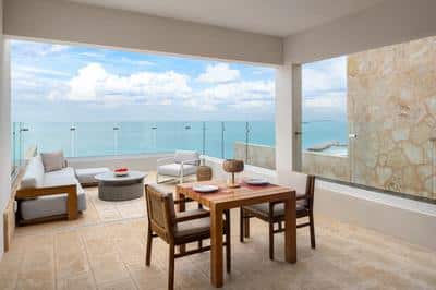 Second Floor Suite