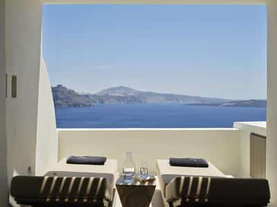 Honeymoon Suite with Outdoor Hot tub