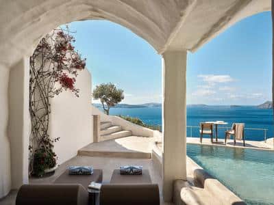 Prestige Suite with Infinity Pool and Hot Tub
