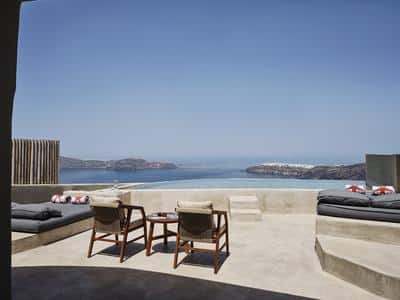 Executive Villa with Infinity Pool