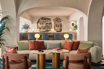 W Lounge
