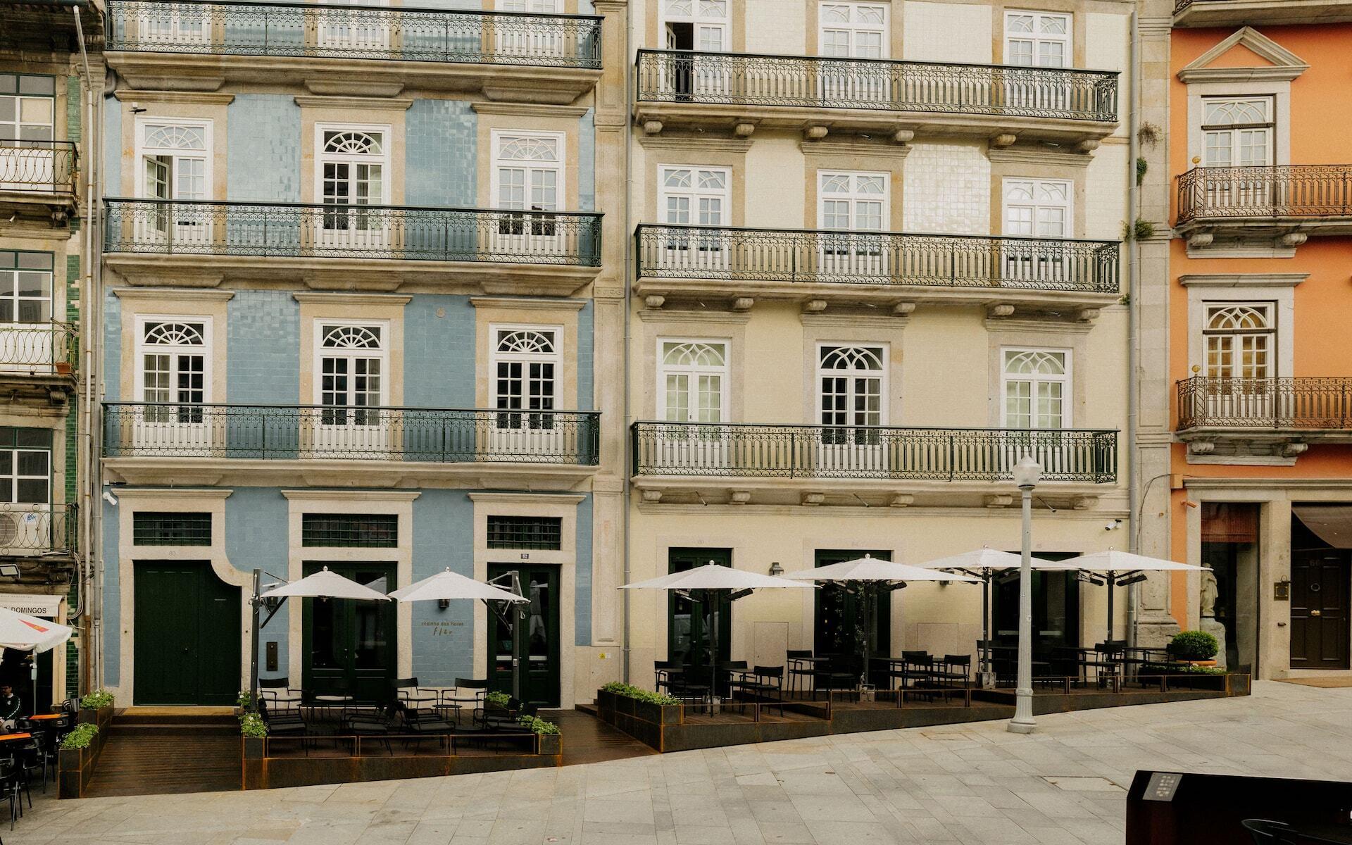 The Largo — Home of Porto