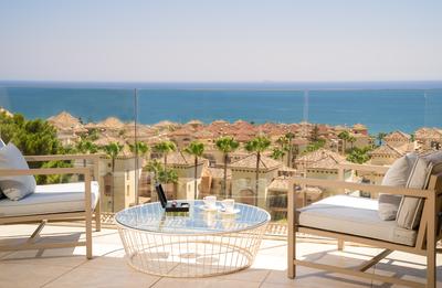 Deluxe Sea View Room