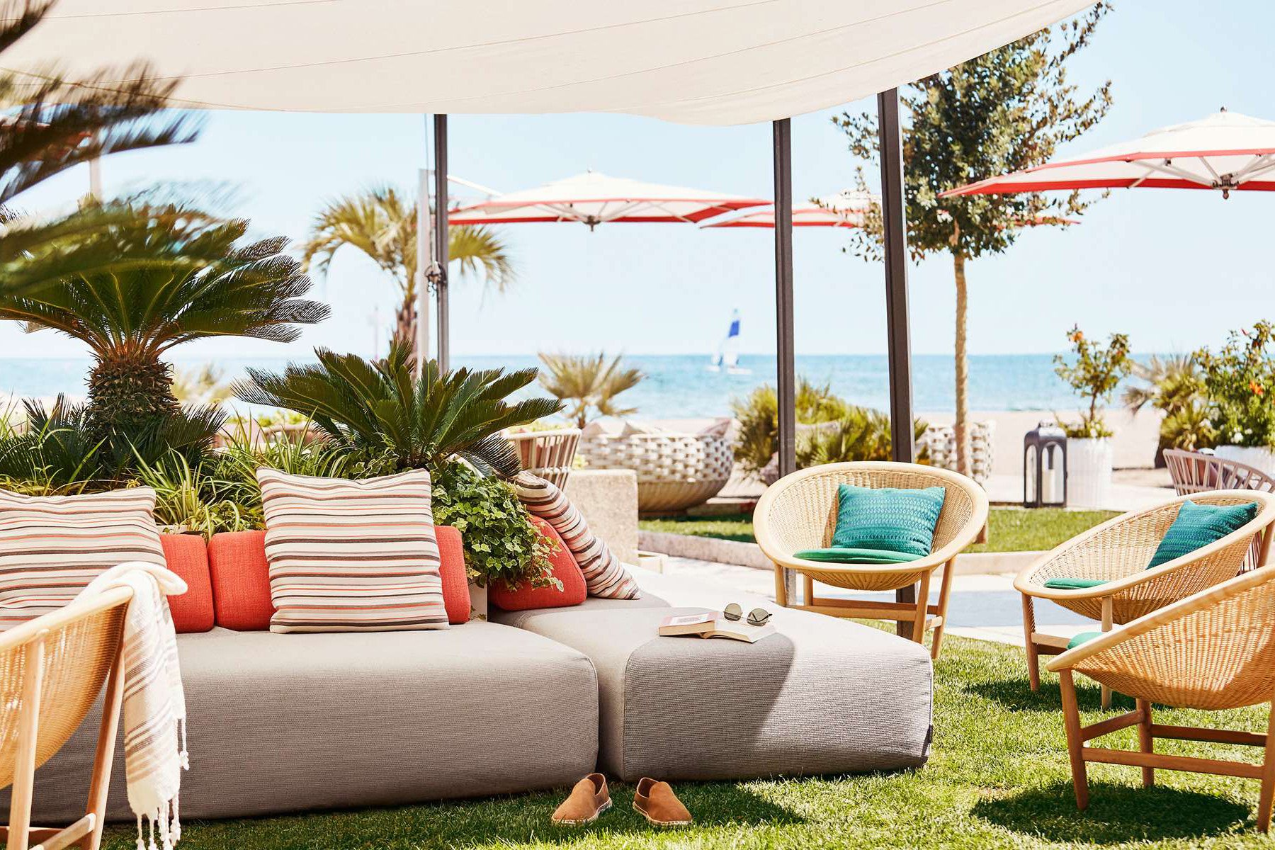 Elimar Beach Bar & Restaurant
