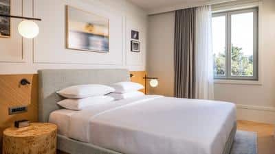Regency Suite