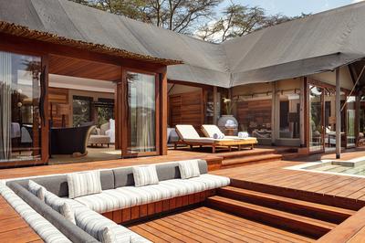 Signature Tented Suite