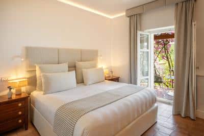 Deluxe Suite with Sea View