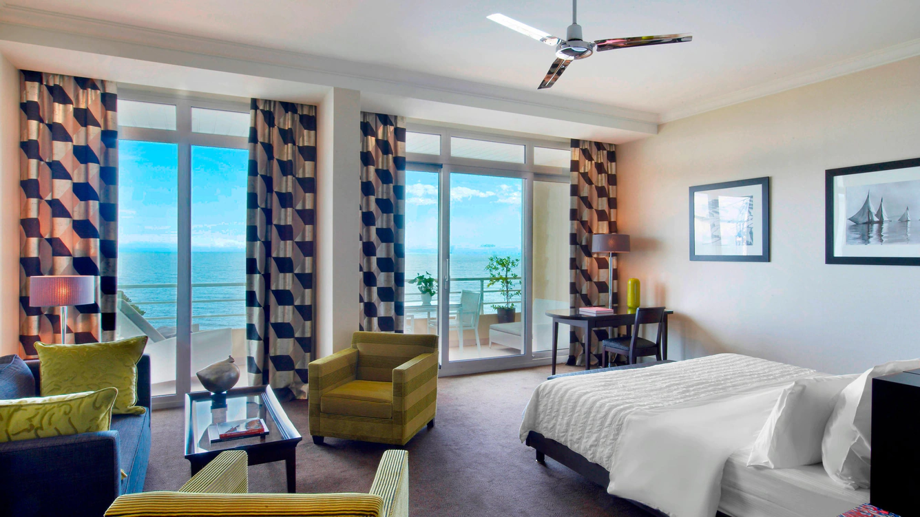 Junior Suite, Sea View, High Floor, Balcony