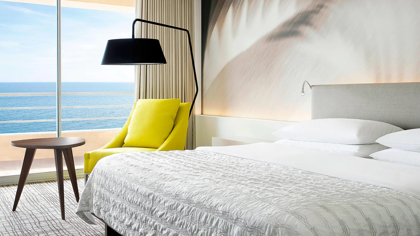 Executive, Partial Sea View, Balcony
