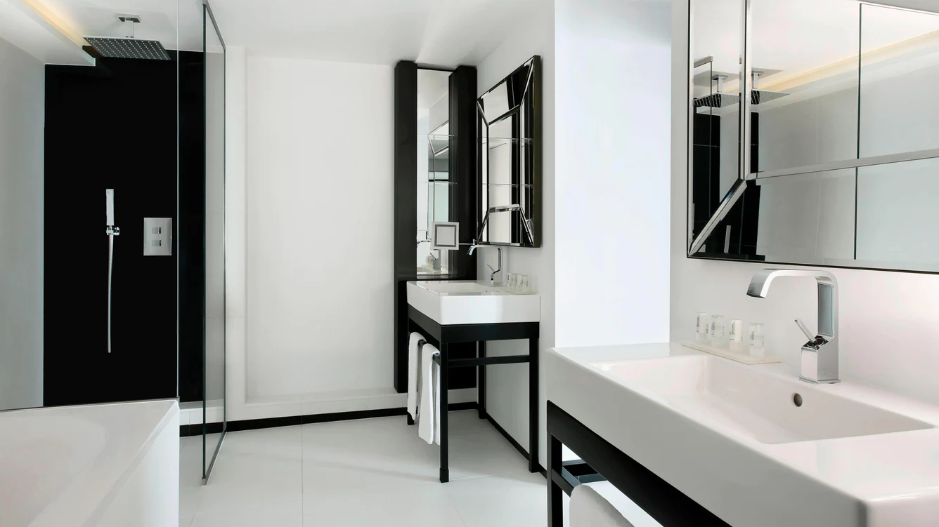 Horizon Suite, Sea View, High floor, Balcony