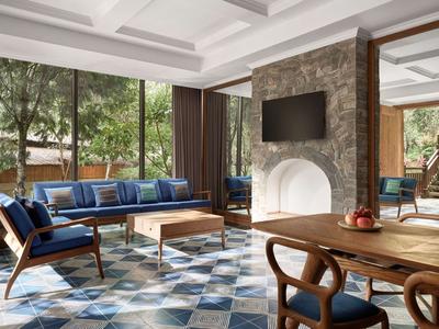 Garrya Two Bed Room Pool Suite