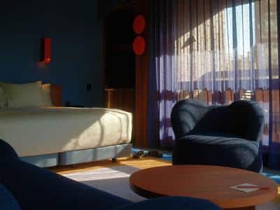 Front Row Suite