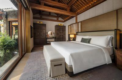 Executive Courtyard