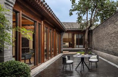 Mandarin Courtyard