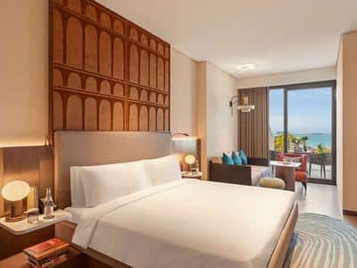 Signature Club Room