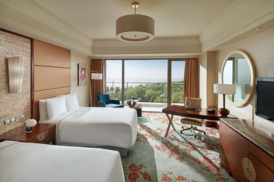 Signature Lake View