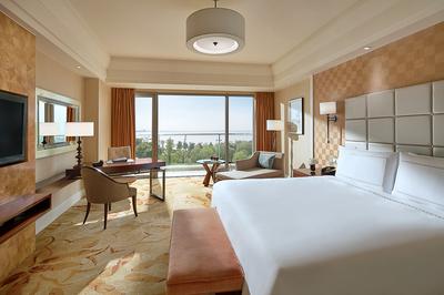 Fairmont Gold Lake View