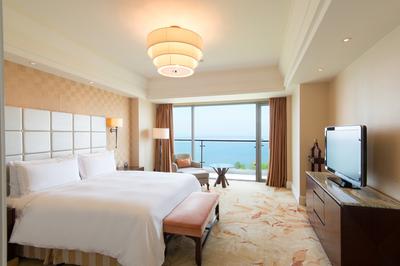 Fairmont Gold Lake View Grand King