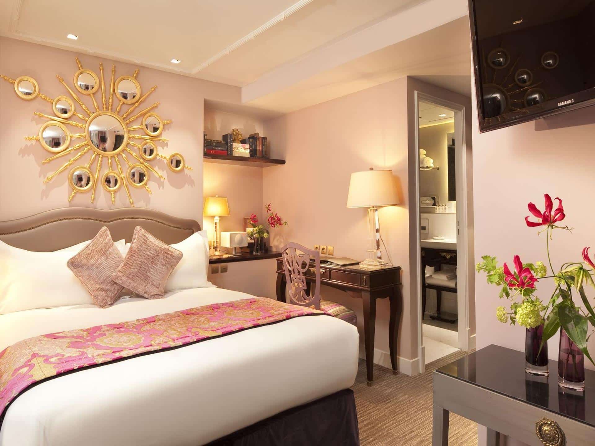Coutyard Deluxe Room