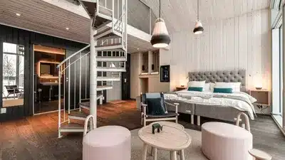 Land Cabin