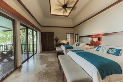 Lake View Junior Suite Queen