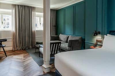 Suite