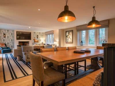 Grand Cottage - Four Bedroom