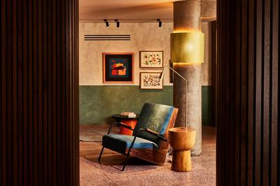 The Lounge